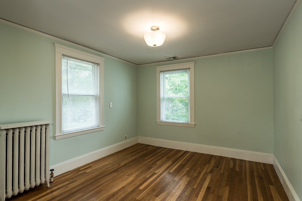 4 bed, 3 bath apartment for rent at 1094 Centre St, Newton — photo 18 of 36