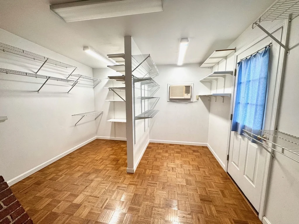 4 bed, 3 bath apartment for rent at 1094 Centre St, Newton — photo 31 of 36