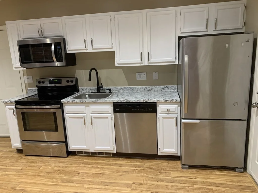 2 bed, 1 bath apartment for rent at 1098 Stafford St Unit 3, Leicester — photo 3 of 20