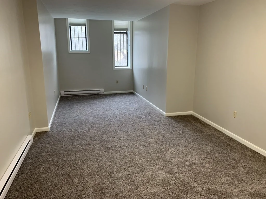2 bed, 1 bath apartment for rent at 1098 Stafford St Unit 3, Leicester — photo 9 of 20