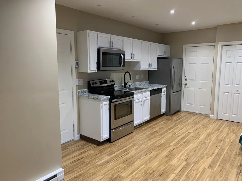 2 bed, 1 bath apartment for rent at 1098 Stafford St Unit 3, Leicester — photo 4 of 20