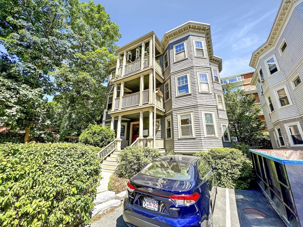 2 bed, 1 bath apartment for rent at 11 1/2 Centre St Unit 1, Harvard Square — photo 12 of 14