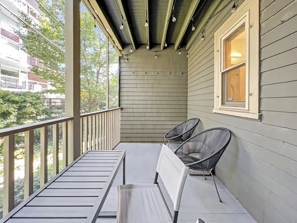 2 bed, 1 bath apartment for rent at 11 1/2 Centre St Unit 1, Harvard Square — photo 10 of 14