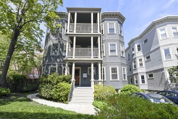 2 bed, 1 bath apartment for rent at 11 1/2 Centre St Unit 1, Harvard Square — photo 14 of 14