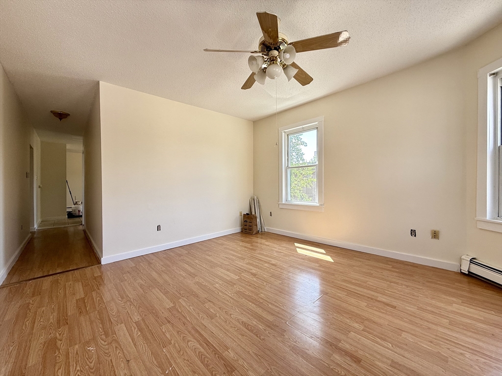 4 bed, 1 bath apartment for rent at 11 Mason Ave Unit 2, North Attleboro — photo 4 of 17