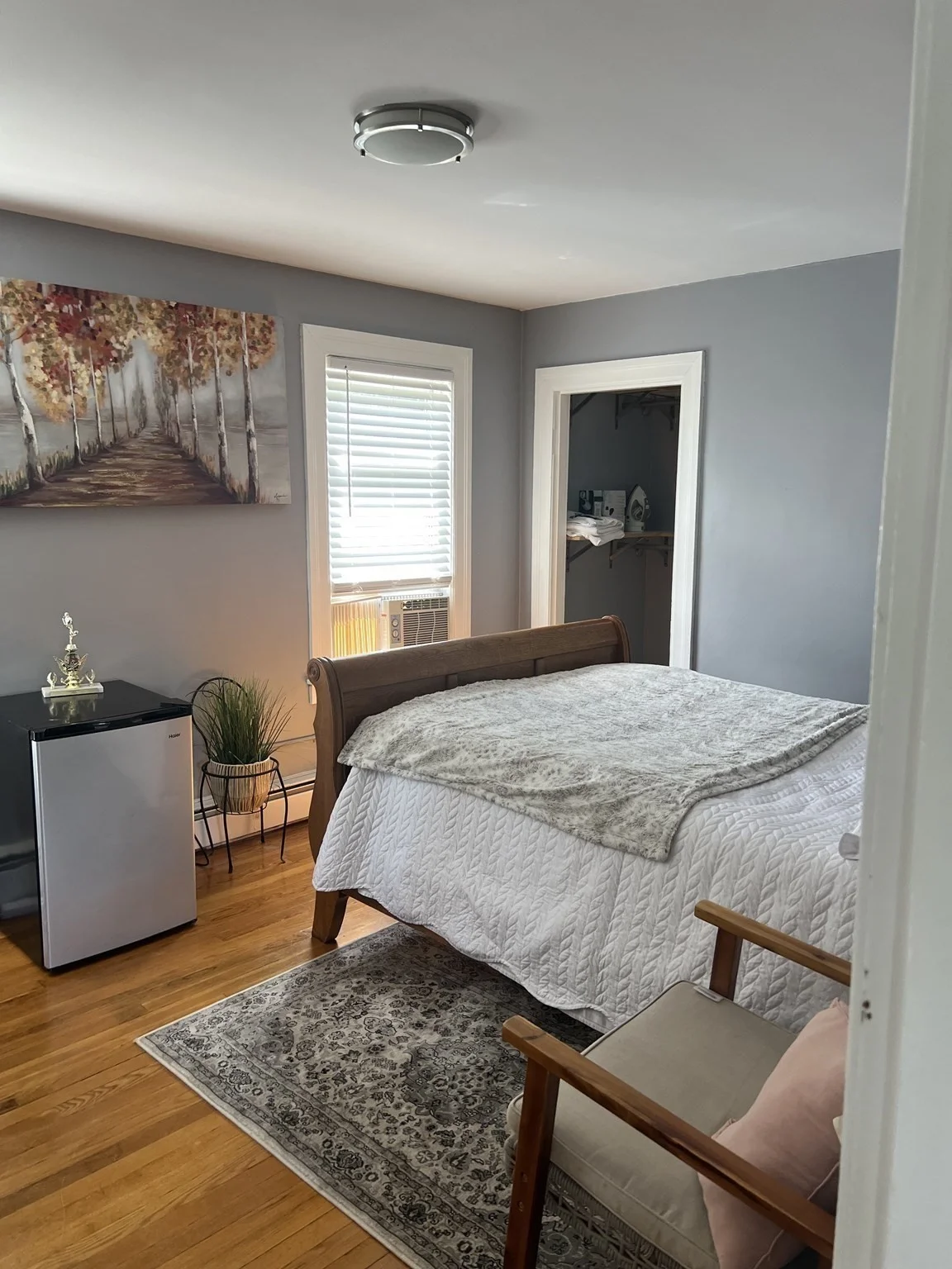 2 bed, 1 bath apartment for rent at 11 1st Ave Unit 2, Dudley — photo 8 of 9