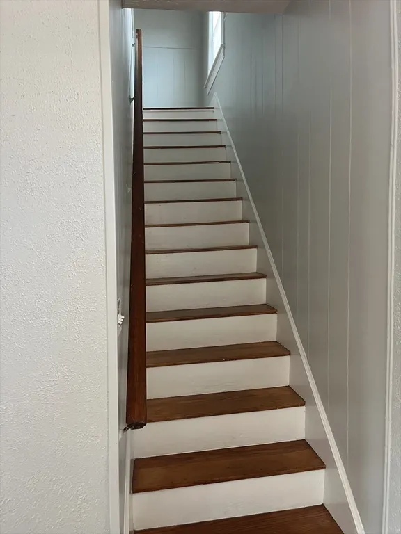3 bed, 1 bath apartment for rent at 11 2nd St Unit 1, North Andover — photo 10 of 24