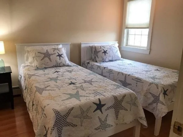 2 bed, 1 bath apartment for rent at 11 78th Unit WINTER, Plum Island — photo 12 of 20