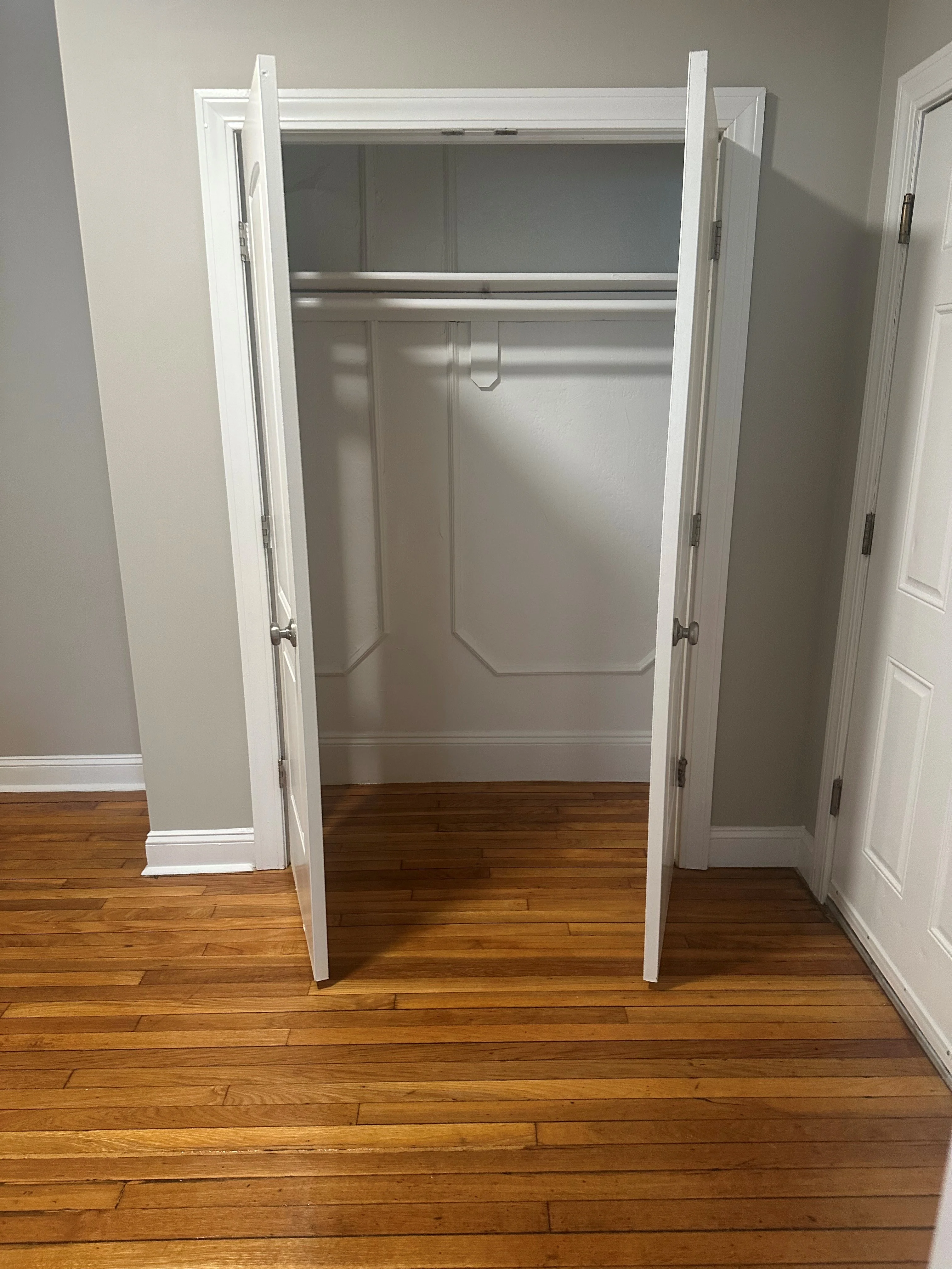 4 bed, 1 bath apartment for rent at 11 Abbotsford St Unit 1, Roxbury — photo 13 of 15