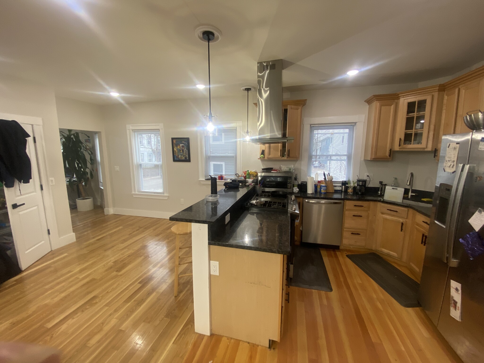 4 bed, 2 bath apartment for rent at 11 Aberdeen Rd Unit 1, Powder House Square — photo 4 of 31