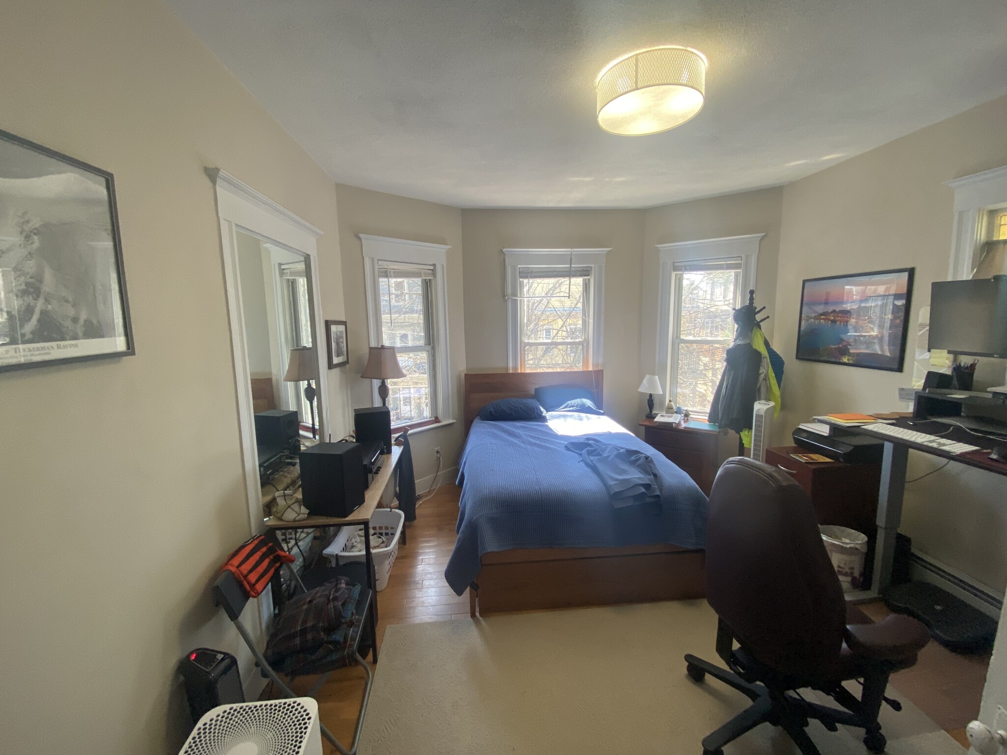 4 bed, 2 bath apartment for rent at 11 Aberdeen Rd Unit 1, Powder House Square — photo 14 of 31