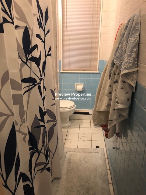 2 bed, 1 bath apartment for rent at 11 Aberdeen St Unit 2P, Fenway — photo 9 of 13