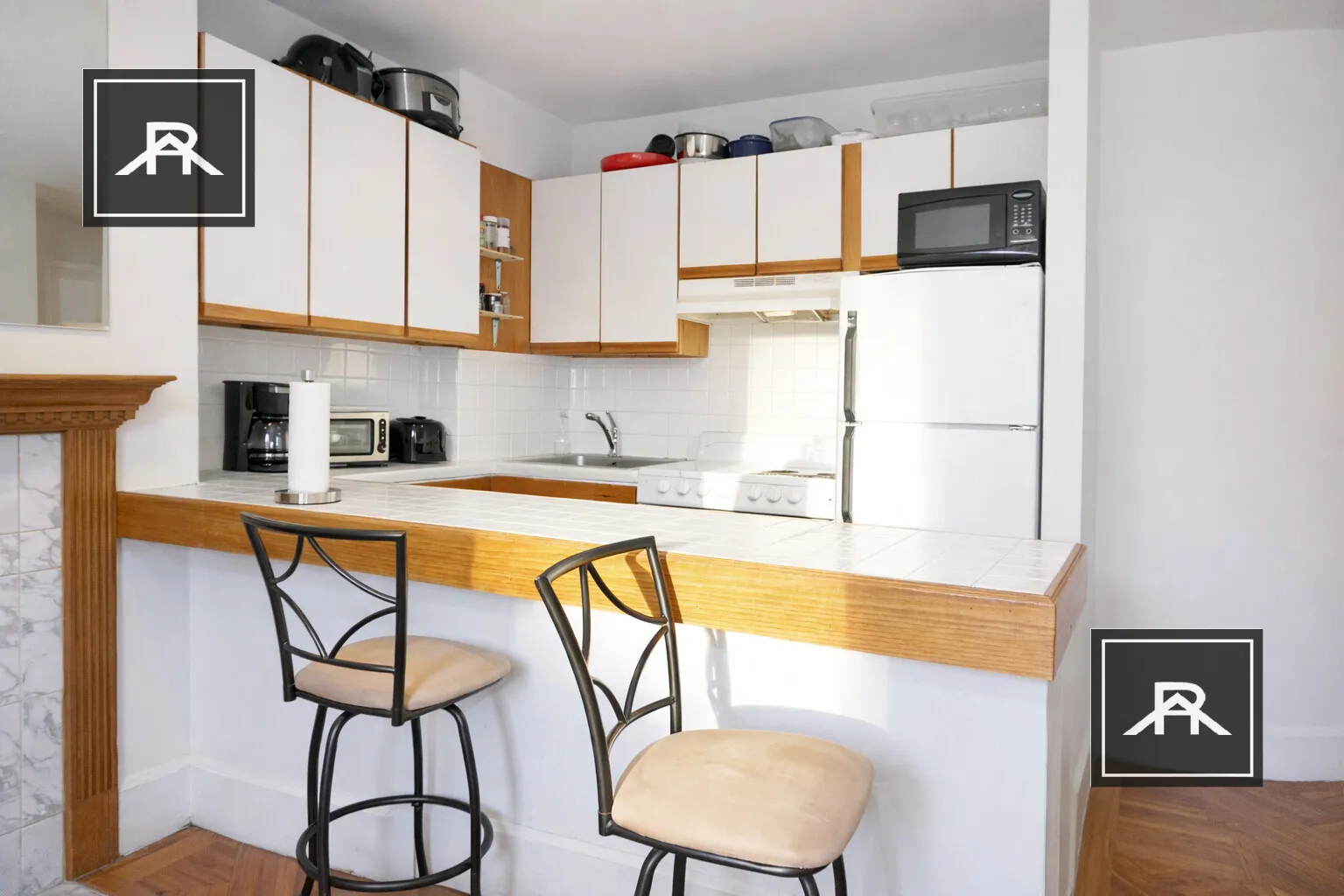 2 bed, 1 bath apartment for rent at 11 Aberdeen St Unit 3, Fenway — photo 2 of 8