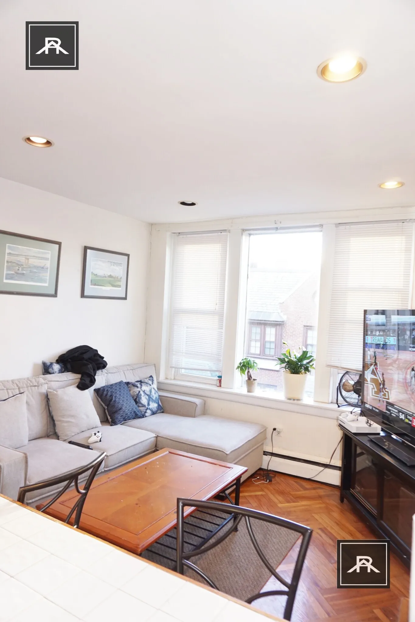 2 bed, 1 bath apartment for rent at 11 Aberdeen St Unit 3, Fenway — photo 5 of 8