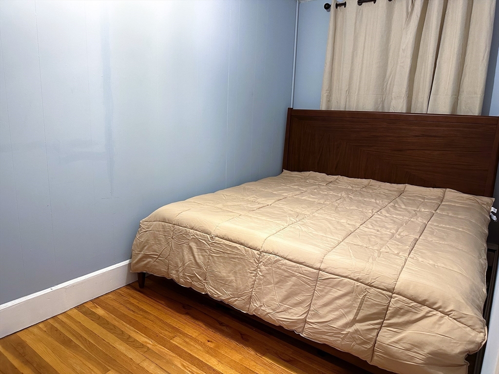 2 bed, 1 bath apartment for rent at 11 Aberdeen St Unit 4A, Fenway — photo 6 of 11