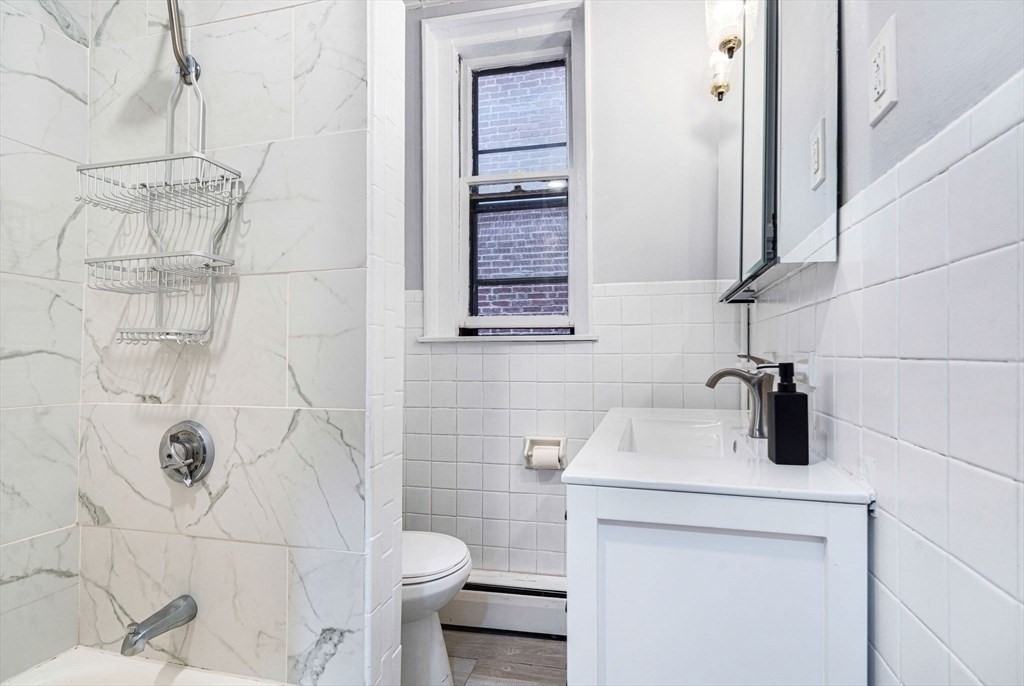2 bed, 1 bath apartment for rent at 11 Aberdeen St Unit 4A, Fenway — photo 8 of 11