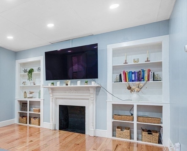 2 bed, 1 bath apartment for rent at 11 Aberdeen St Unit 4A, Fenway