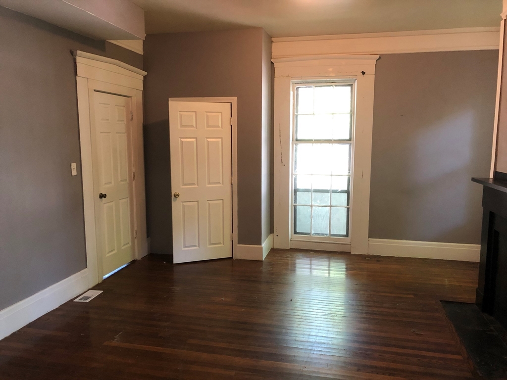 2 bed, 1 bath apartment for rent at 11 Akron St Unit 1, Roxbury — photo 6 of 8