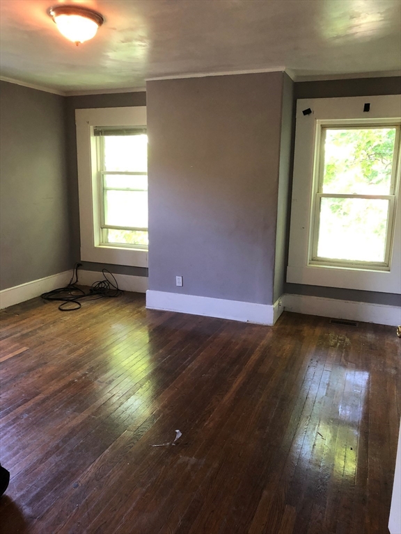 2 bed, 1 bath apartment for rent at 11 Akron St Unit 1, Roxbury — photo 2 of 8