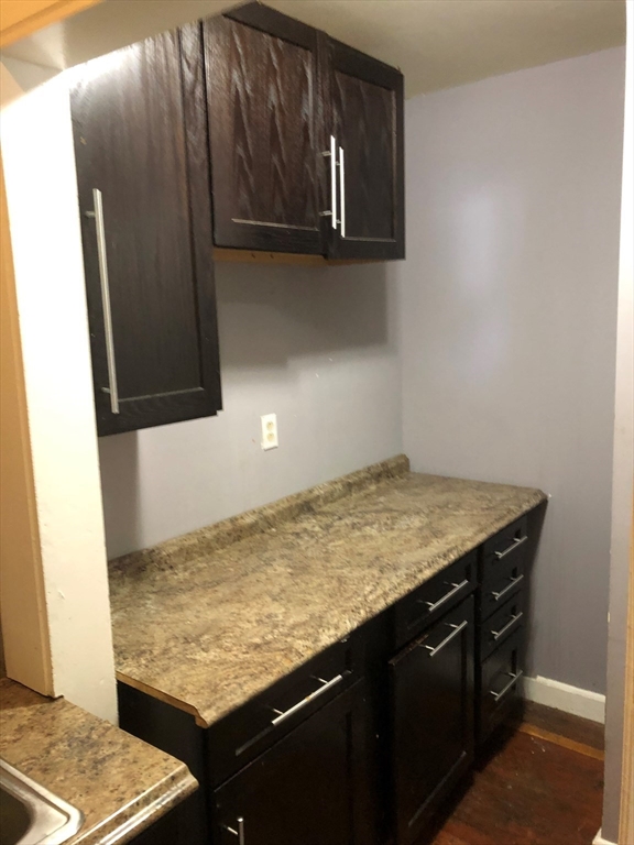 2 bed, 1 bath apartment for rent at 11 Akron St Unit 1, Roxbury — photo 3 of 8