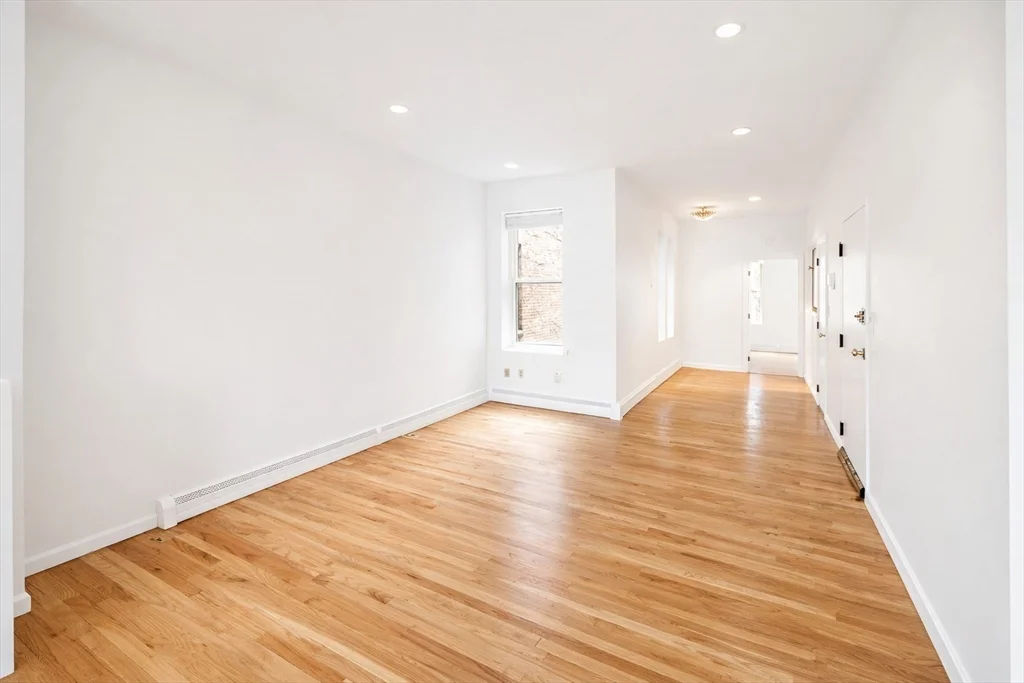 1 bed, 1 bath apartment for rent at 11 Albemarle St Unit 3, Back Bay — photo 9 of 25