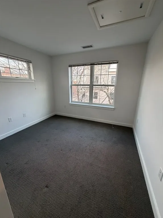 2 bed, 1 bath apartment for rent at 11 Alder Unit 4-2B, Waltham — photo 7 of 15