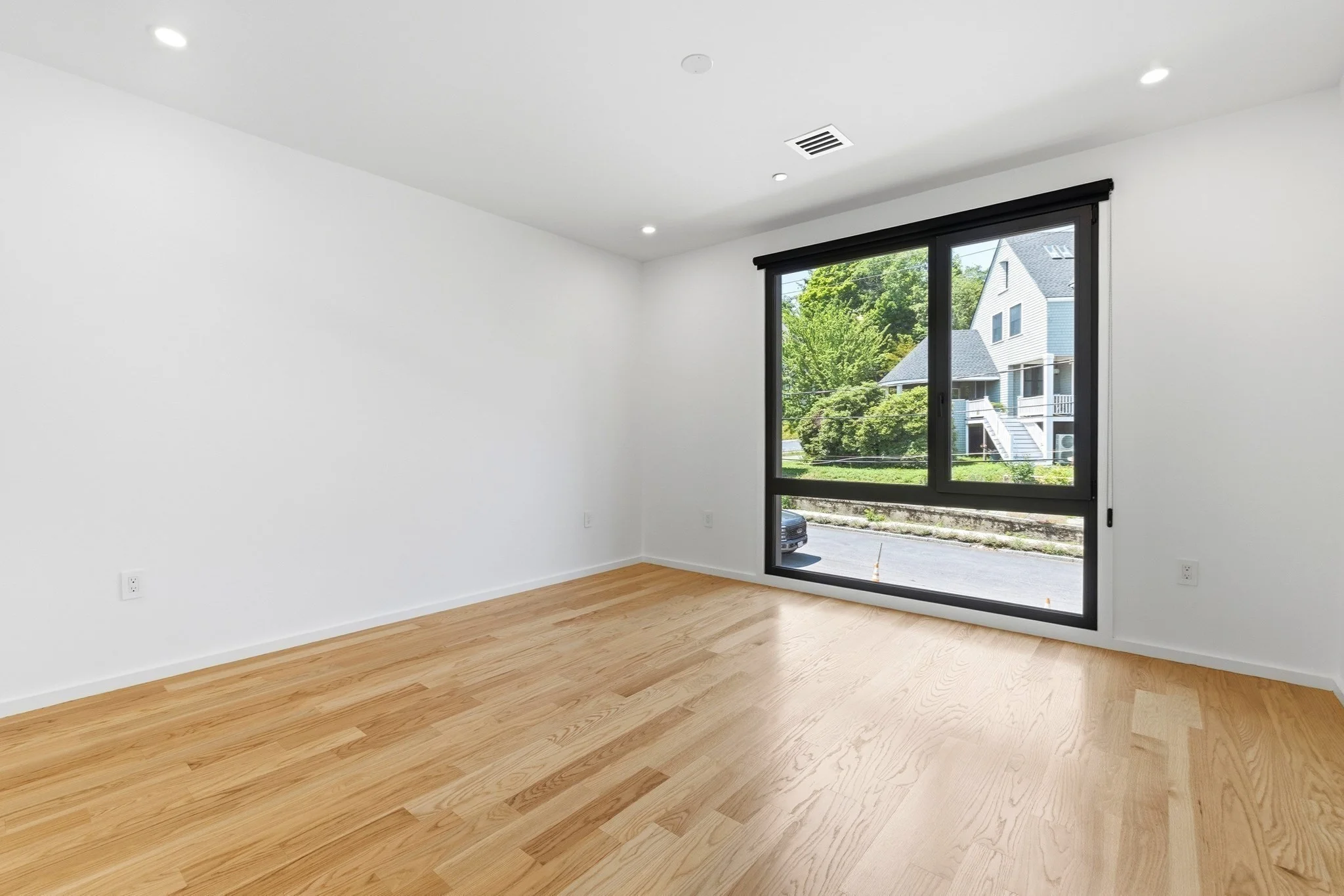 4 bed, 4+ bath apartment for rent at 11 Algonquin Rd Unit 1, Chestnut Hill — photo 21 of 40