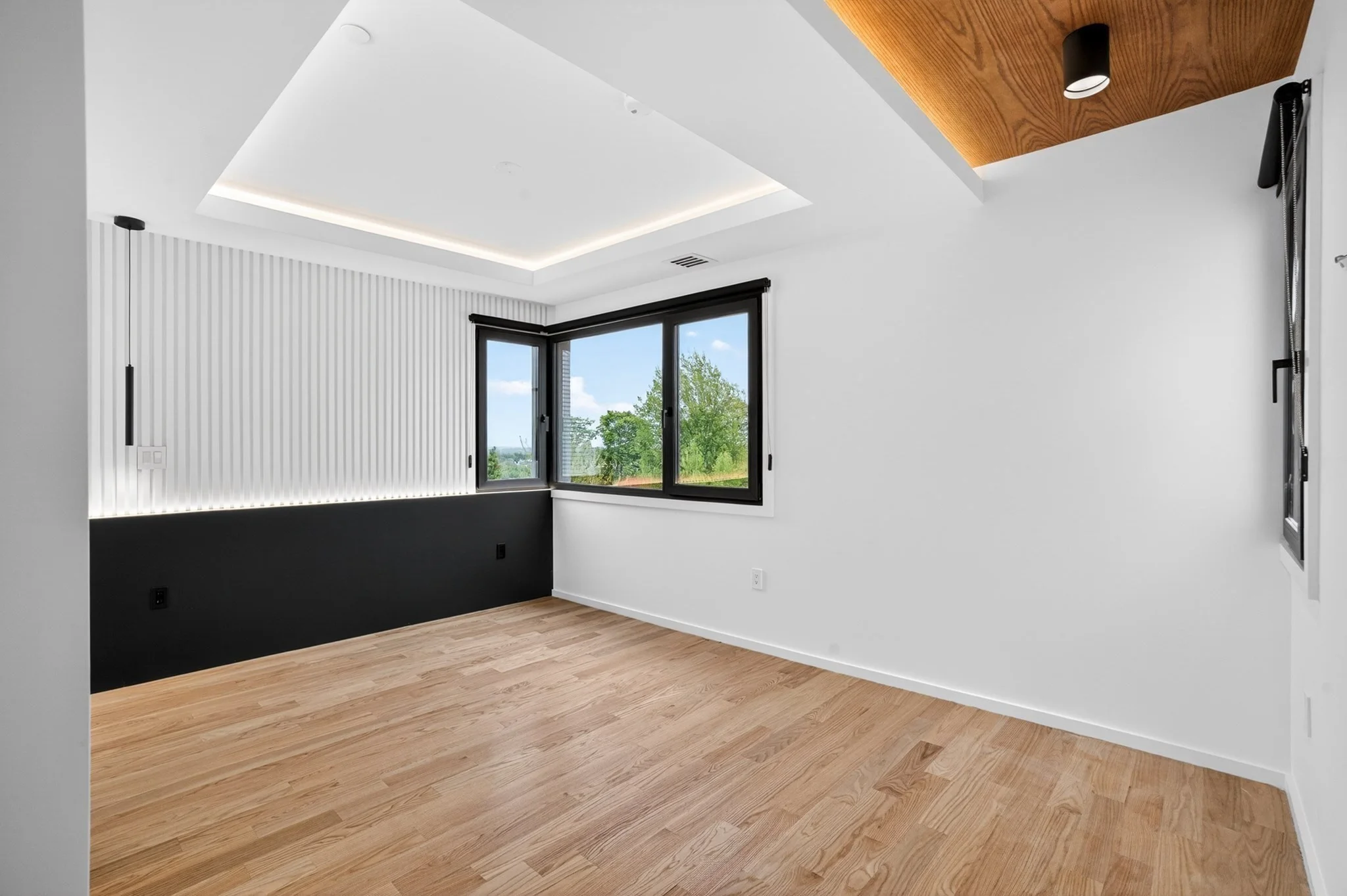 4 bed, 4+ bath apartment for rent at 11 Algonquin Rd Unit 1, Chestnut Hill — photo 35 of 40