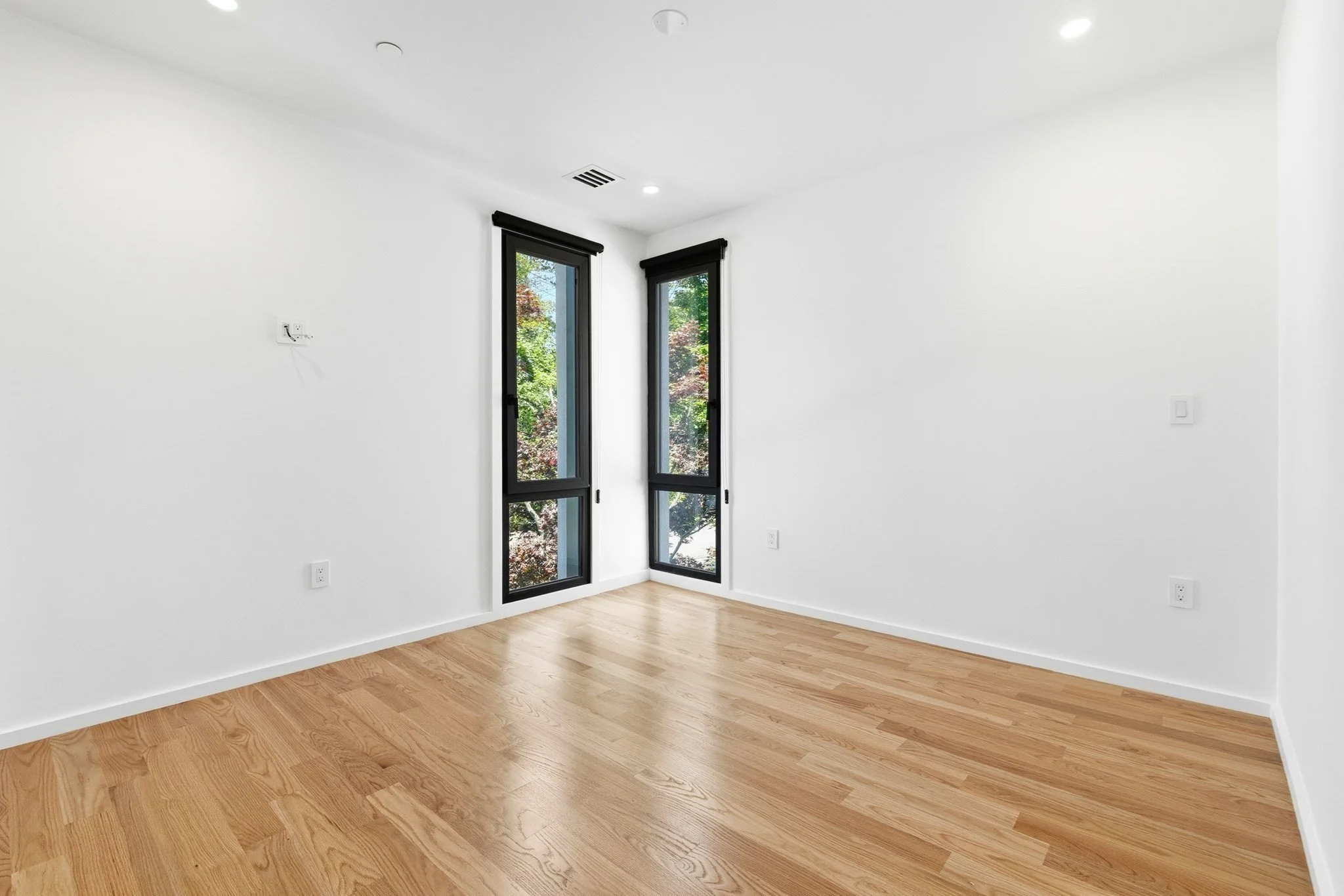 4 bed, 4+ bath apartment for rent at 11 Algonquin Rd Unit 1, Chestnut Hill — photo 20 of 40