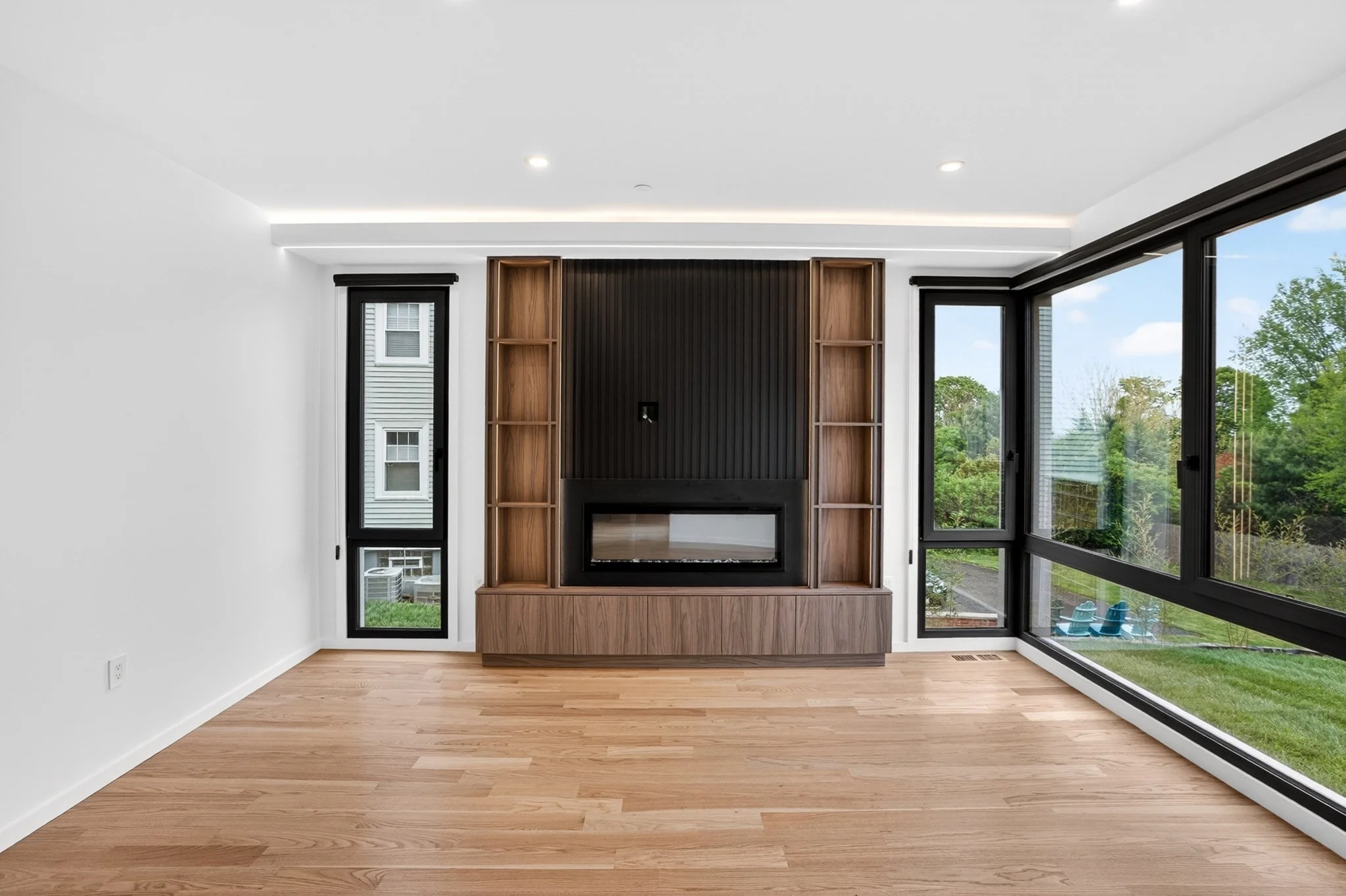 4 bed, 4+ bath apartment for rent at 11 Algonquin Rd Unit 1, Chestnut Hill — photo 8 of 40