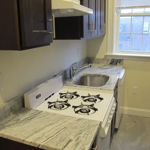 2 bed, 1 bath apartment for rent at 11 Allston St Unit 10, Brighton — photo 5 of 16