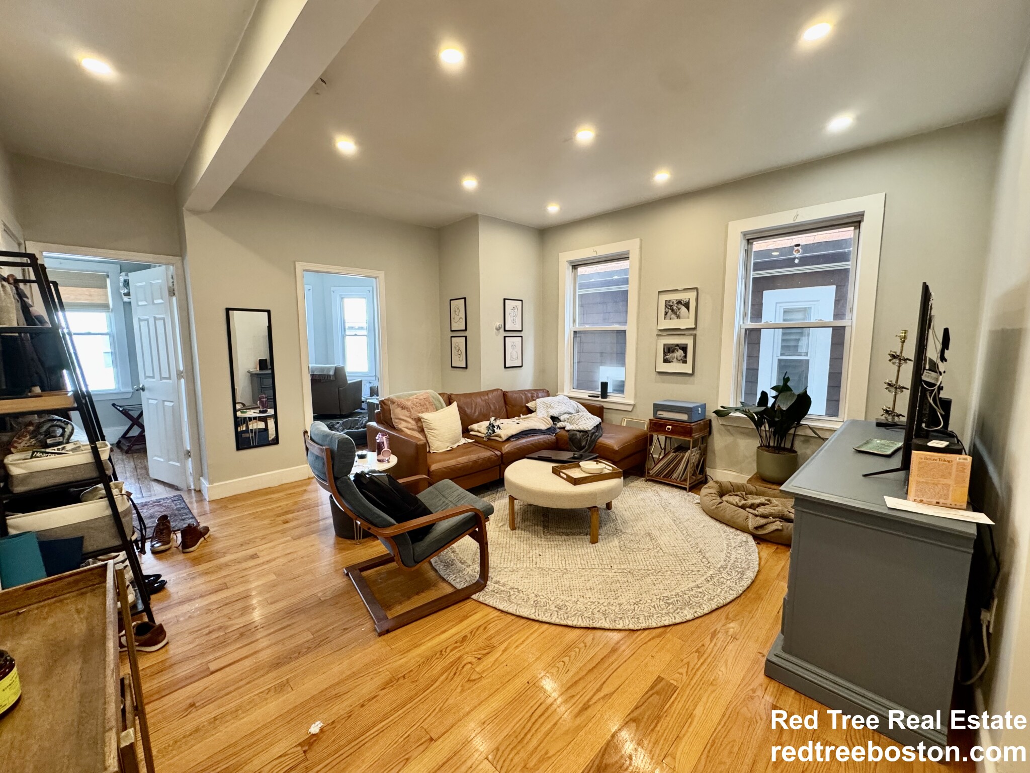 3 bed, 1 bath apartment for rent at 11 Anson St Unit 2, Jamaica Plain — photo 3 of 21