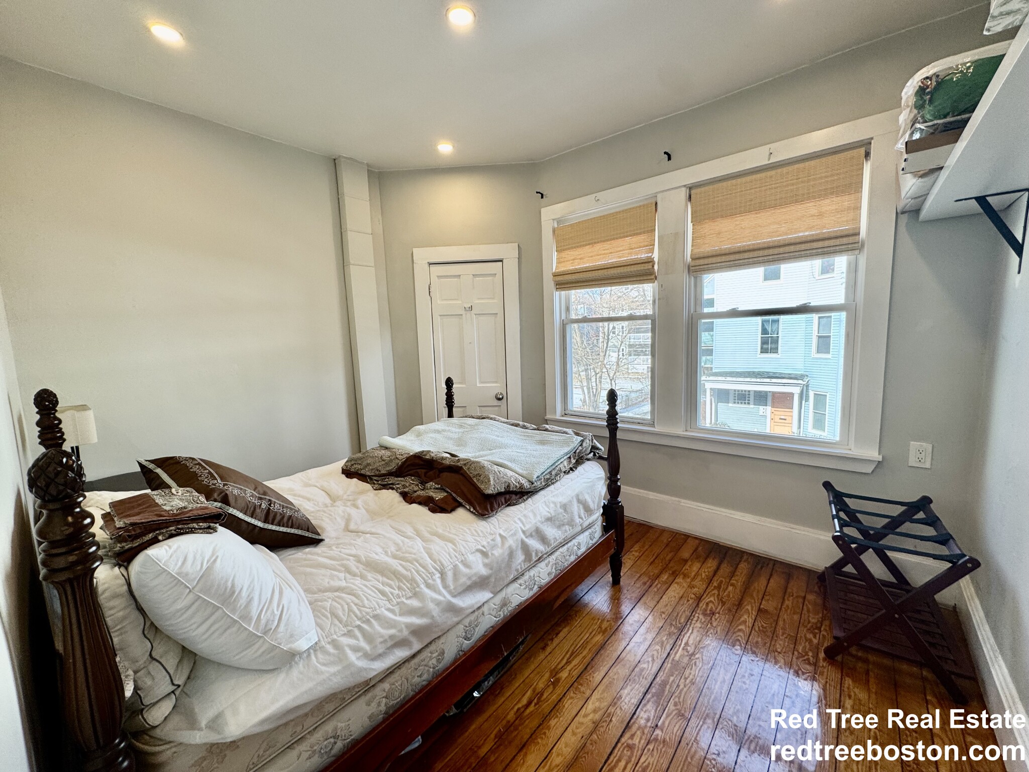 3 bed, 1 bath apartment for rent at 11 Anson St Unit 2, Jamaica Plain — photo 10 of 21