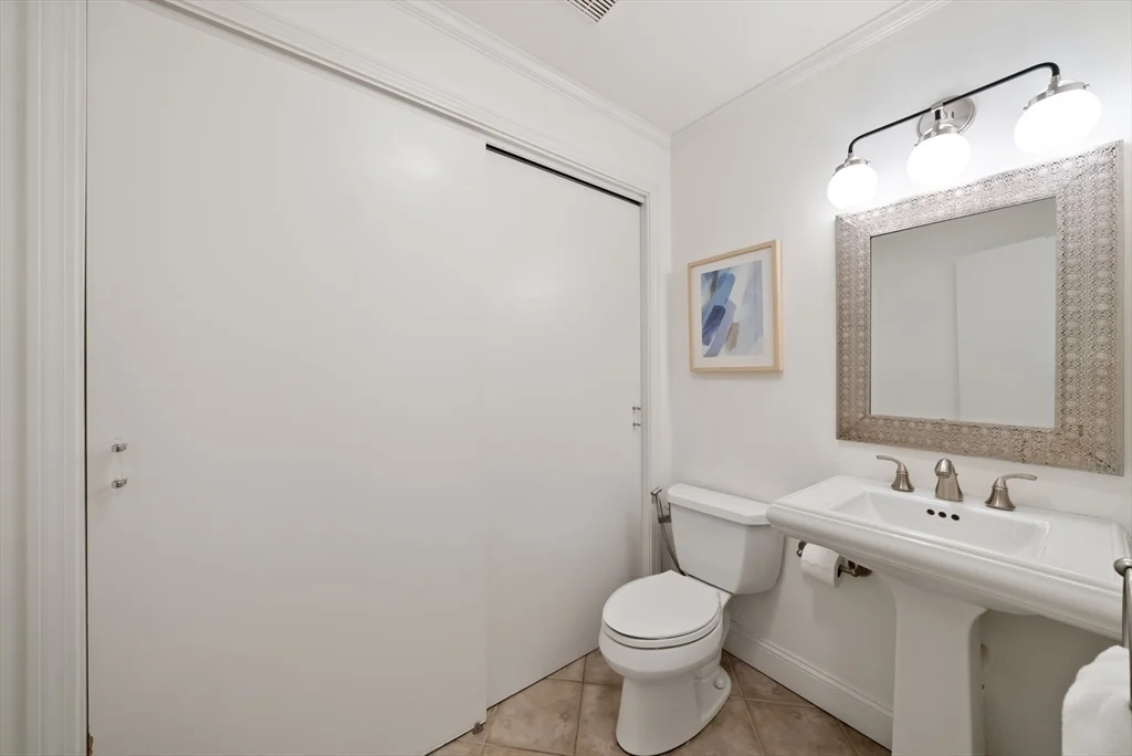 2 bed, 1 bath apartment for rent at 11 Appleton Unit 1A, South End — photo 36 of 41