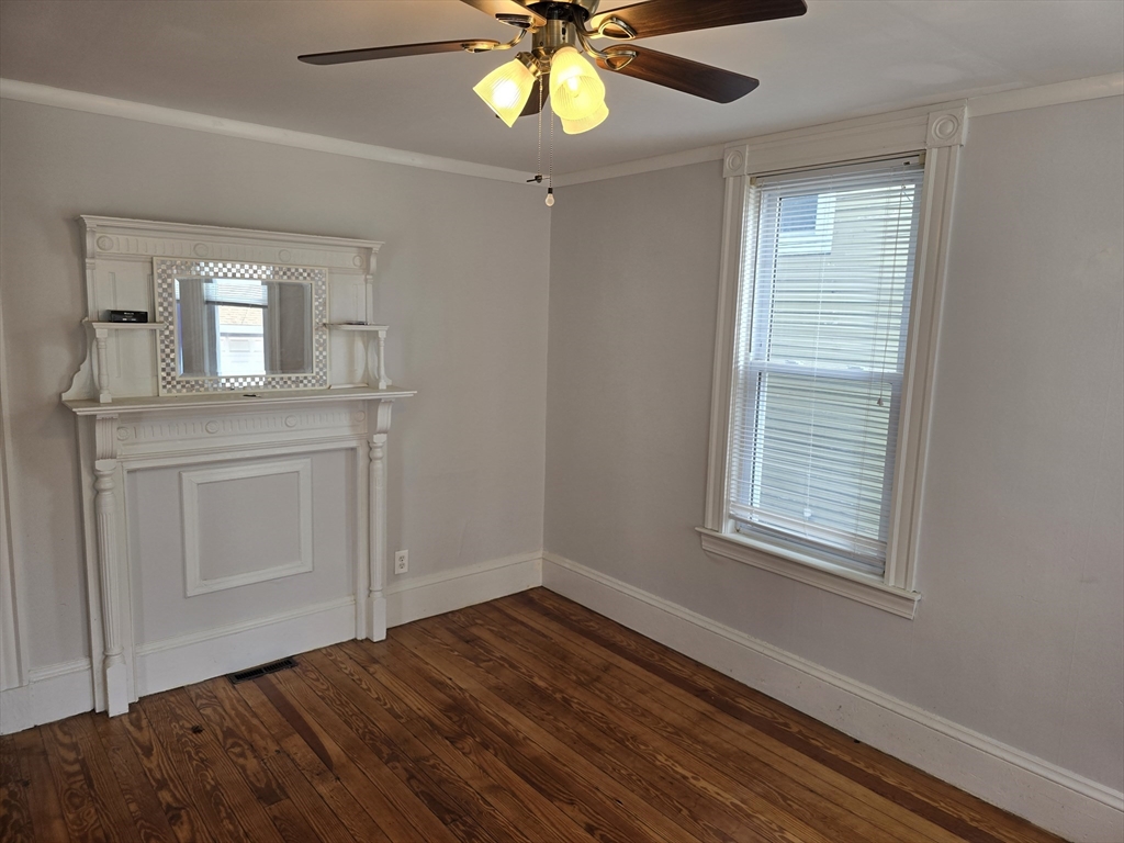 2 bed, 1 bath apartment for rent at 11 Arcola St Unit 1, Jamaica Plain — photo 5 of 22