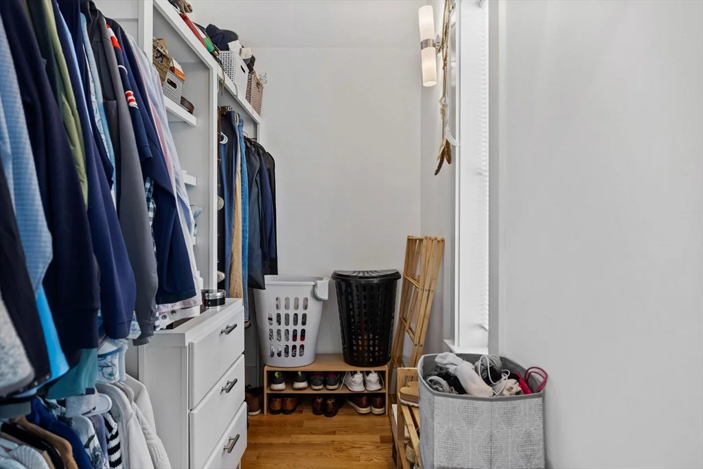 3 bed, 2 bath apartment for rent at 11 Ashland St Unit 2, Dorchester — photo 16 of 34
