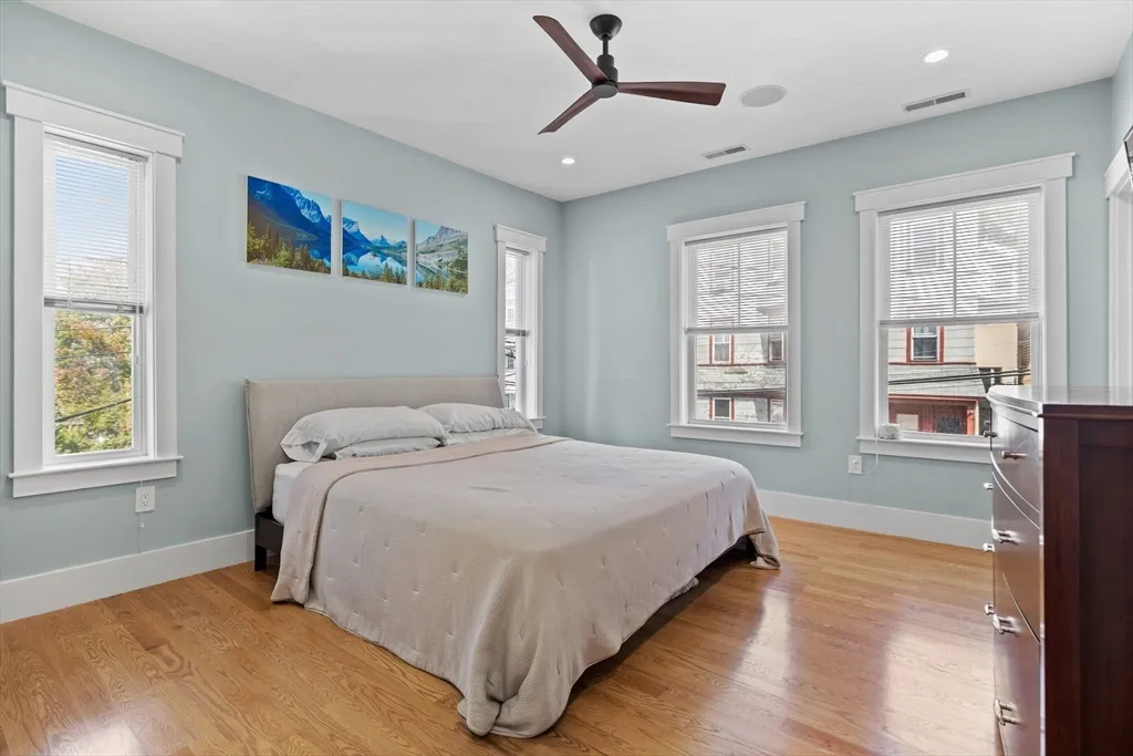 3 bed, 2 bath apartment for rent at 11 Ashland St Unit 2, Dorchester — photo 11 of 34