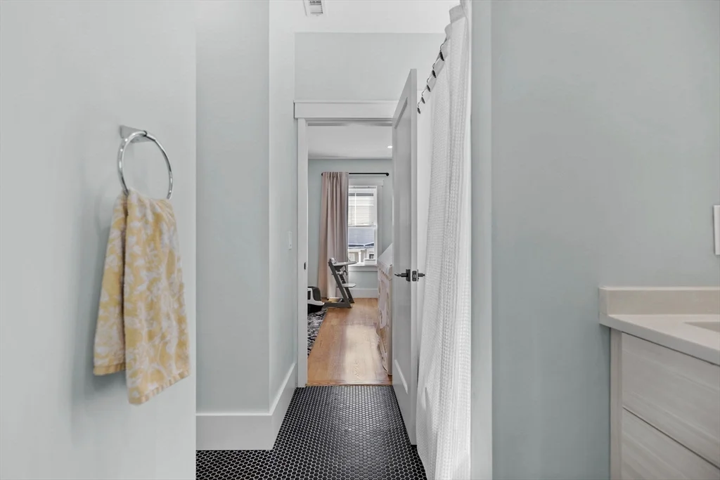 3 bed, 2 bath apartment for rent at 11 Ashland St Unit 2, Dorchester — photo 21 of 34