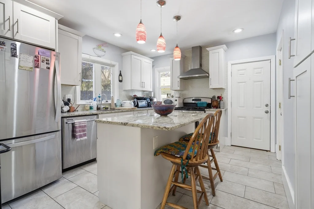2 bed, 2 bath apartment for rent at 11 Asticou Unit 11, Jamaica Plain — photo 6 of 17