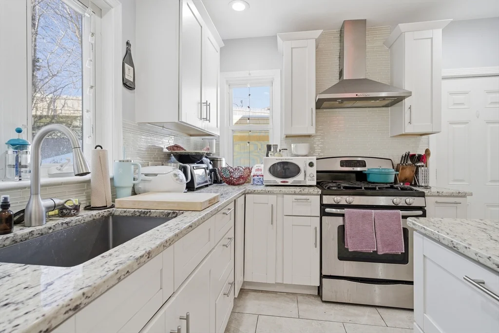 2 bed, 2 bath apartment for rent at 11 Asticou Unit 11, Jamaica Plain — photo 8 of 17