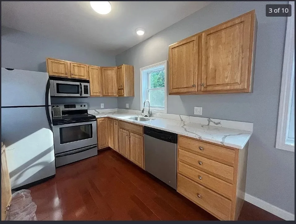2 bed, 1 bath apartment for rent at 11 Avon Pl Unit 1, Haverhill — photo 3 of 10