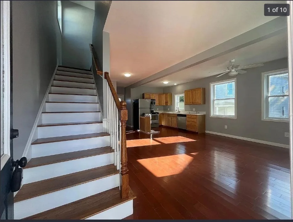 2 bed, 1 bath apartment for rent at 11 Avon Pl Unit 1, Haverhill — photo 1 of 10