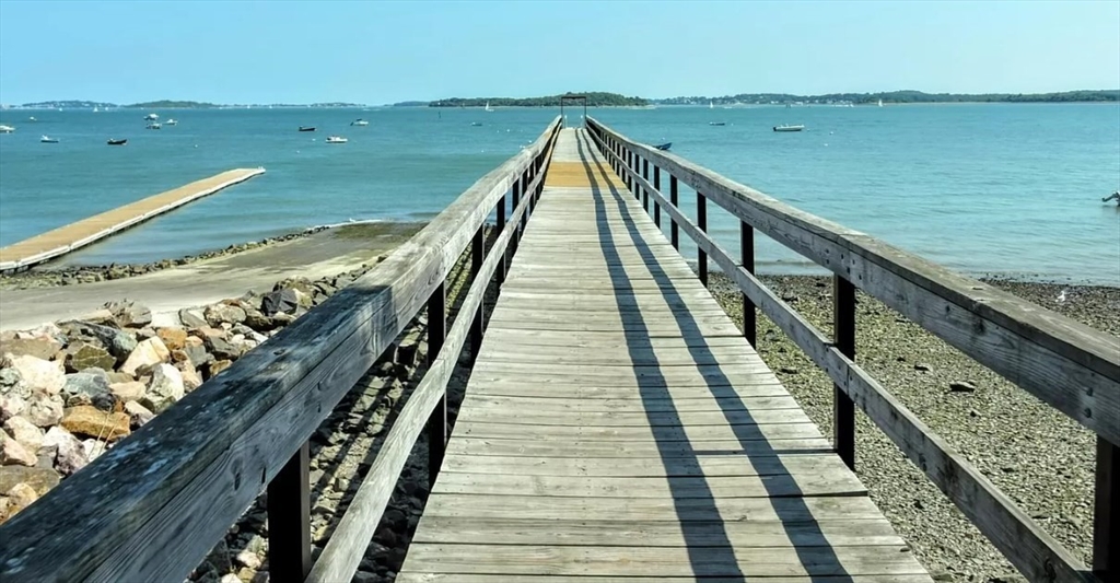 3 bed, 1 bath apartment for rent at 11 Babcock St, Houghs Neck — photo 17 of 18