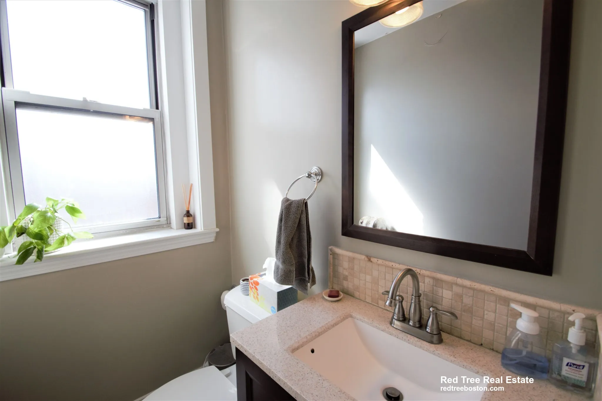 5 bed, 2 bath apartment for rent at 11 Babcock St Unit 2, North Brookline — photo 20 of 27