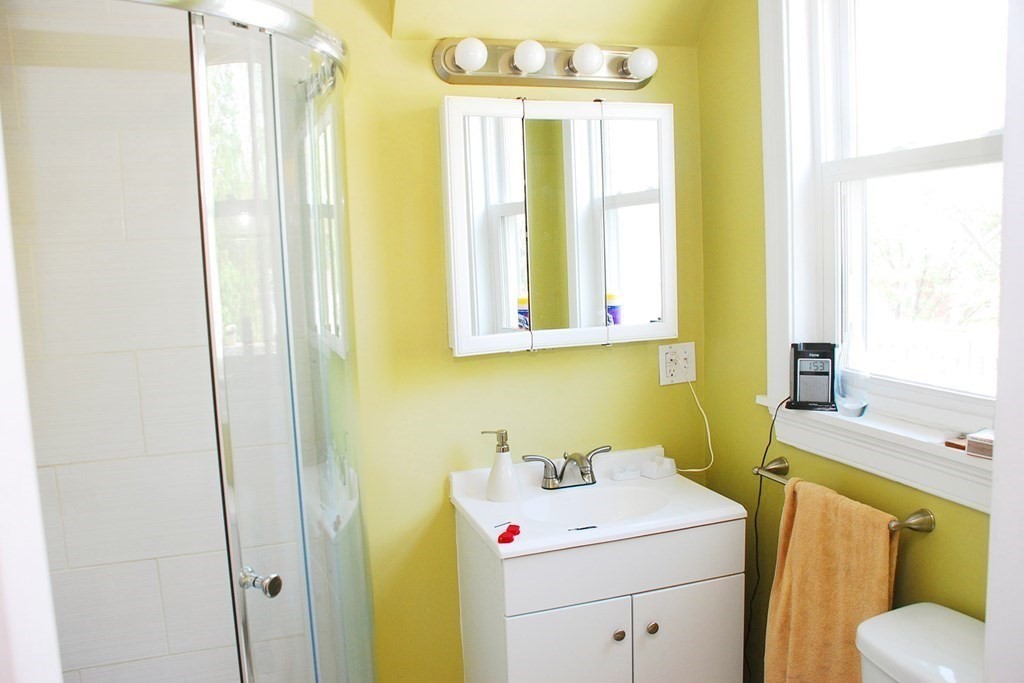 2 bed, 2 bath apartment for rent at 11 Ballard St Unit 2, Jamaica Plain — photo 13 of 21