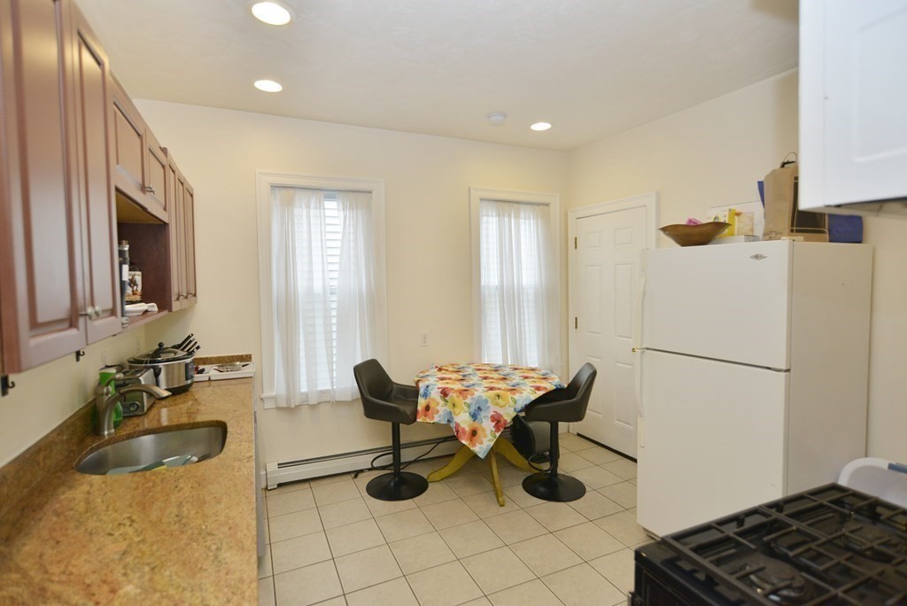 2 bed, 2 bath apartment for rent at 11 Ballard St Unit 2, Jamaica Plain — photo 6 of 21