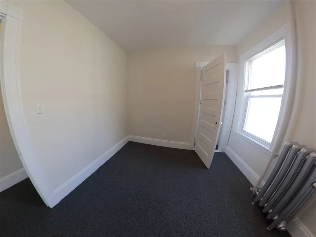 2 bed, 1 bath apartment for rent at 11 Banks St Unit B, Waltham — photo 10 of 12