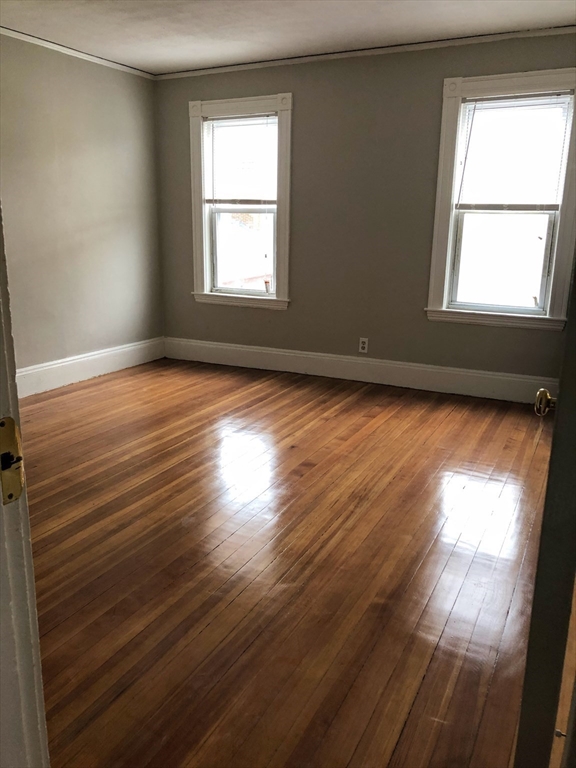 3 bed, 1 bath apartment for rent at 11 Banks St Unit D, Waltham — photo 15 of 18