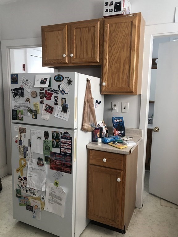 1 bed, 1 bath apartment for rent at 11 Banks Unit A, Waltham — photo 9 of 12