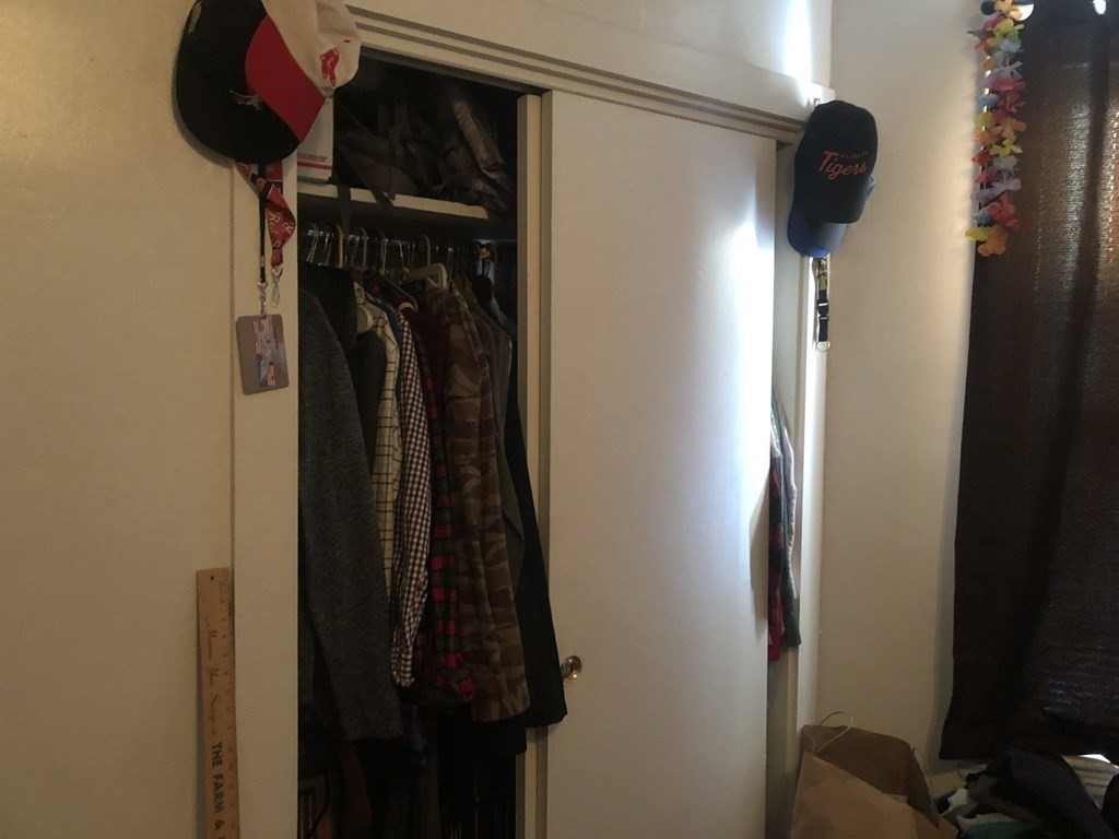 1 bed, 1 bath apartment for rent at 11 Banks Unit A, Waltham — photo 4 of 12
